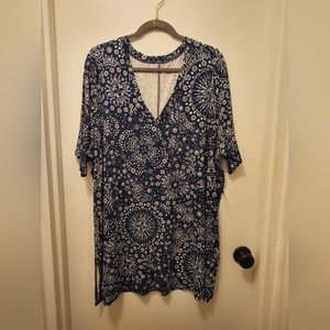 Torrid Navy and White Print Super Soft Tunic
